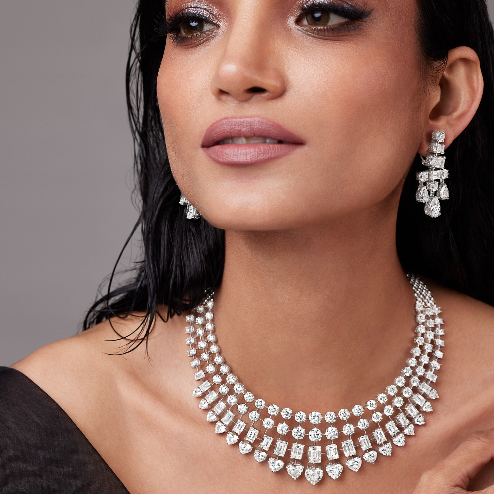 Eternal Brilliance Diamond Collar Set – Necklace & Earrings
